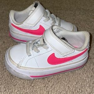 Kid Shoe Nike